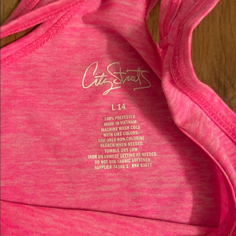 Pink - Picture 3 of 4
